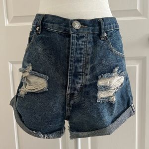 One Teaspoon denim shorts sz 28